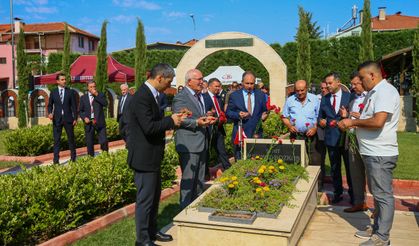 Uşak'ta 15 Temmuz dolayısıyla şehit kabirleri ziyaret edildi