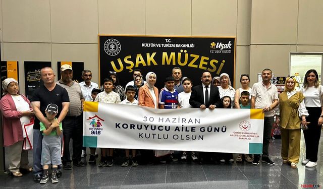 Uşak’ta Koruyucu Aileler Tarihle Buluştu
