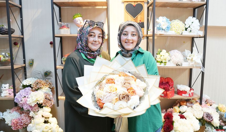 Lavinia: Çiçek ve Çikolatanın Zarafetle Buluştuğu Adres