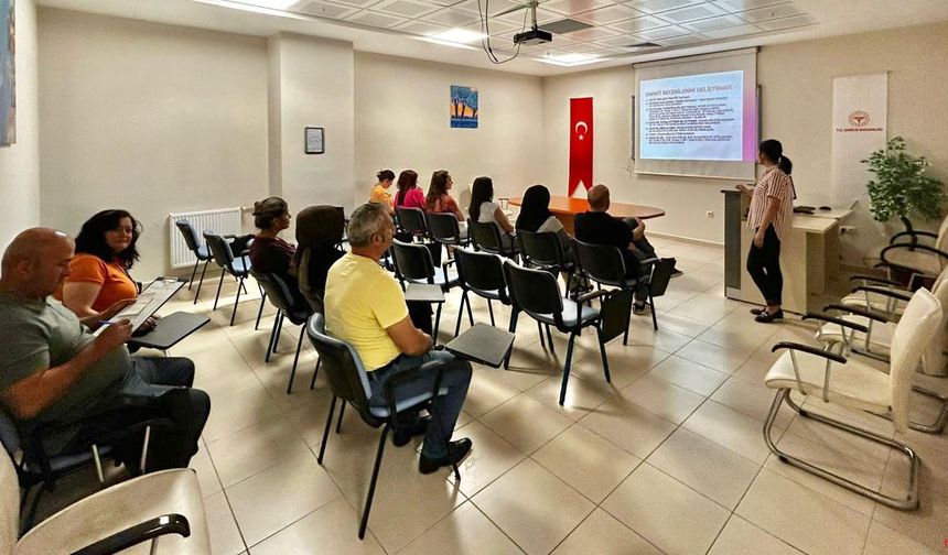 Uşak Eğitim ve Araştırma Hastanesi’nde İletişim Eğitimleri Tüm Hızıyla Sürüyor