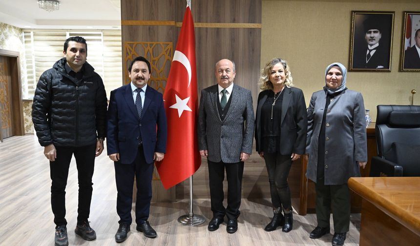 Uşak Kent Konseyinden Rektör Demir’e Hayırlı Olsun Ziyareti