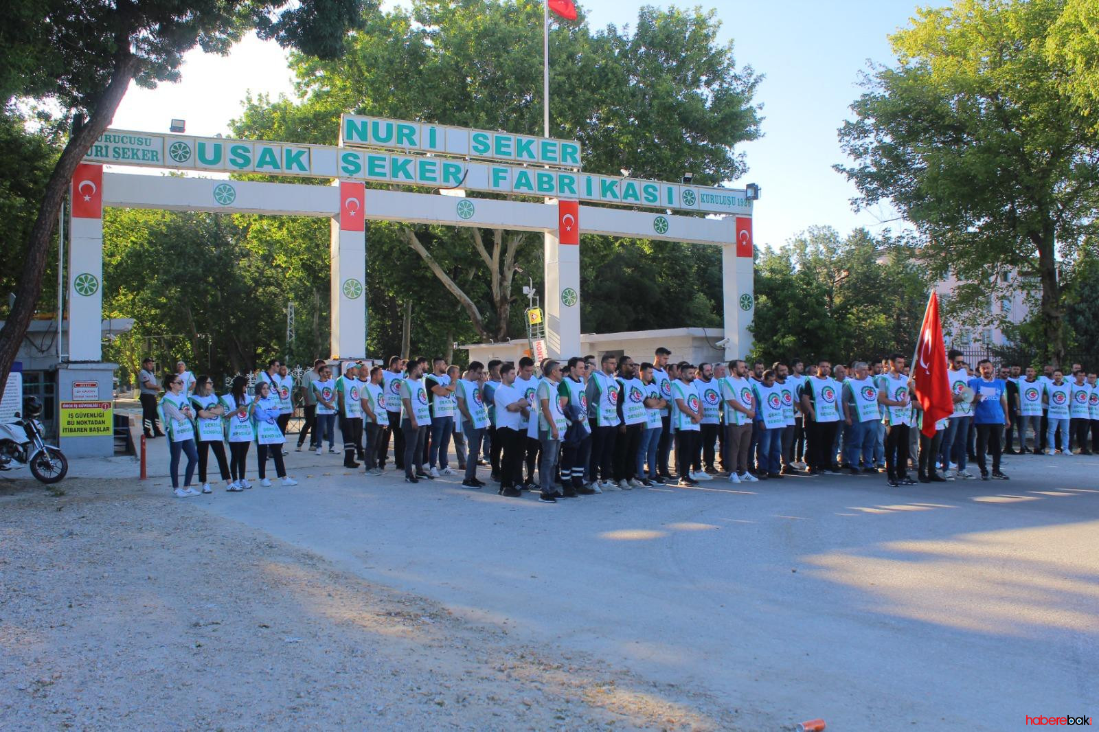 Geçinemiyoruz, Hakkımızı İstiyoruz (1)